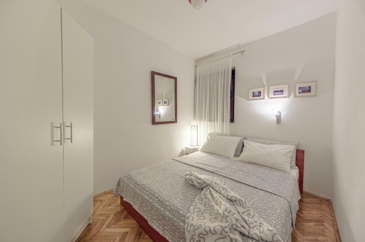 Apartments Lodra Пула Экстерьер фото